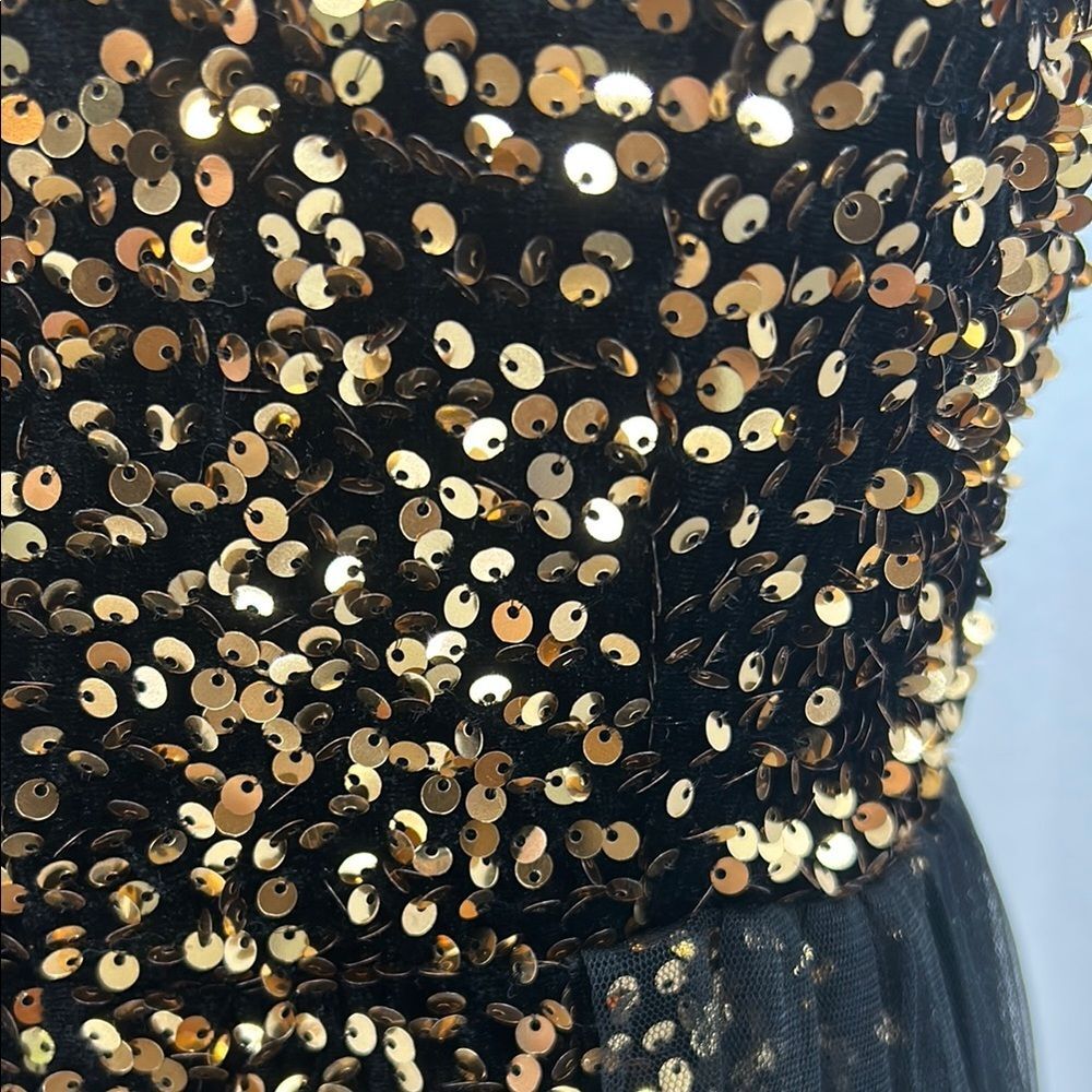 Black and Gold Sequin Jumpsuit - Picture 3 of 6